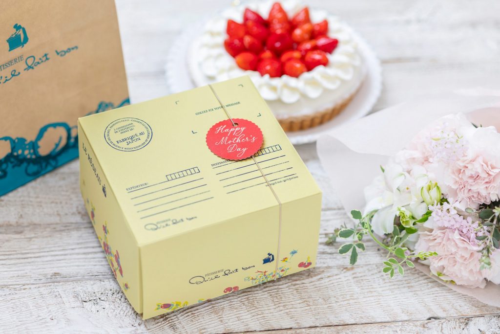 期間限定の母の日限定チャーム付きボックス