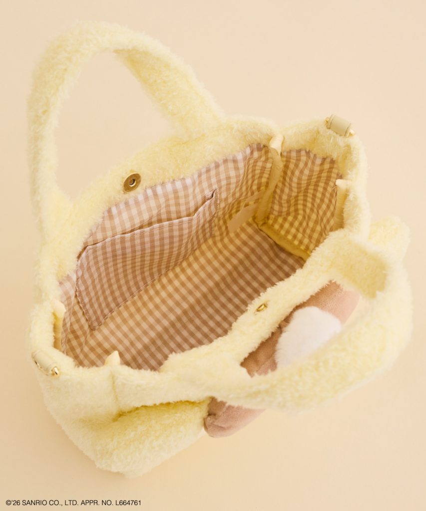 「ポムポムプリン 2Wayトートバッグ」（ライトイエロー・8800円）　バッグの裏地