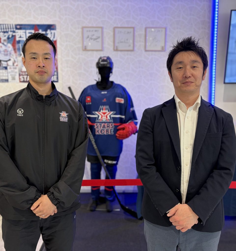 スターズ神戸　GK小野寺真己選手（左）と　代表取締役・黒澤玲央氏