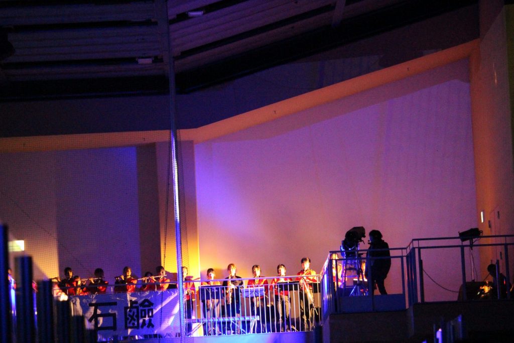 ホームゲーム開幕戦　選手入場時の音楽は、西宮市の中学校・吹奏楽部による生演奏　（2026年11月1日　尼崎スポーツの森）