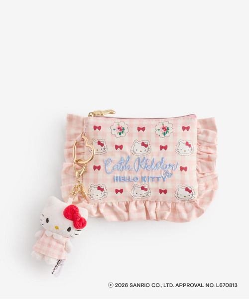 「Cath Kidston × Hello Kitty フリルティッシュポーチ＆マスコットチャームセット Pink」（8800円）