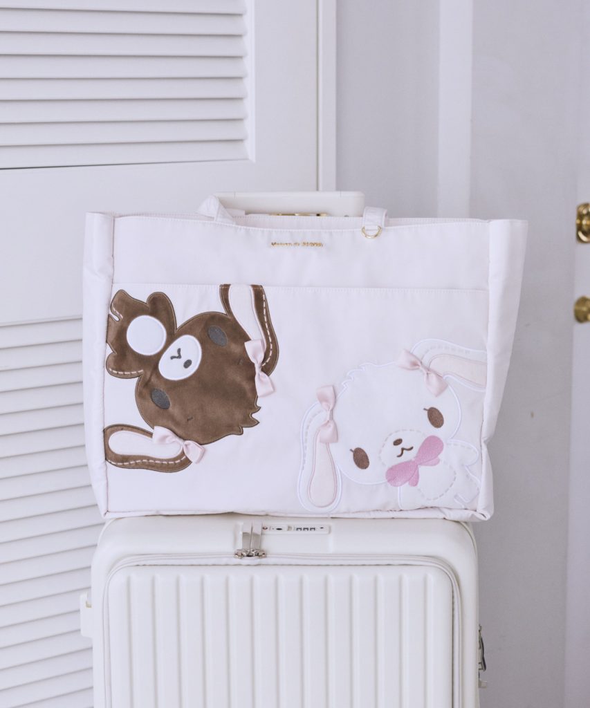 Maison de FLEUR×Sugarbunnies「シュガーバニーズ キャリーオントート」（ピンク・9200円）
