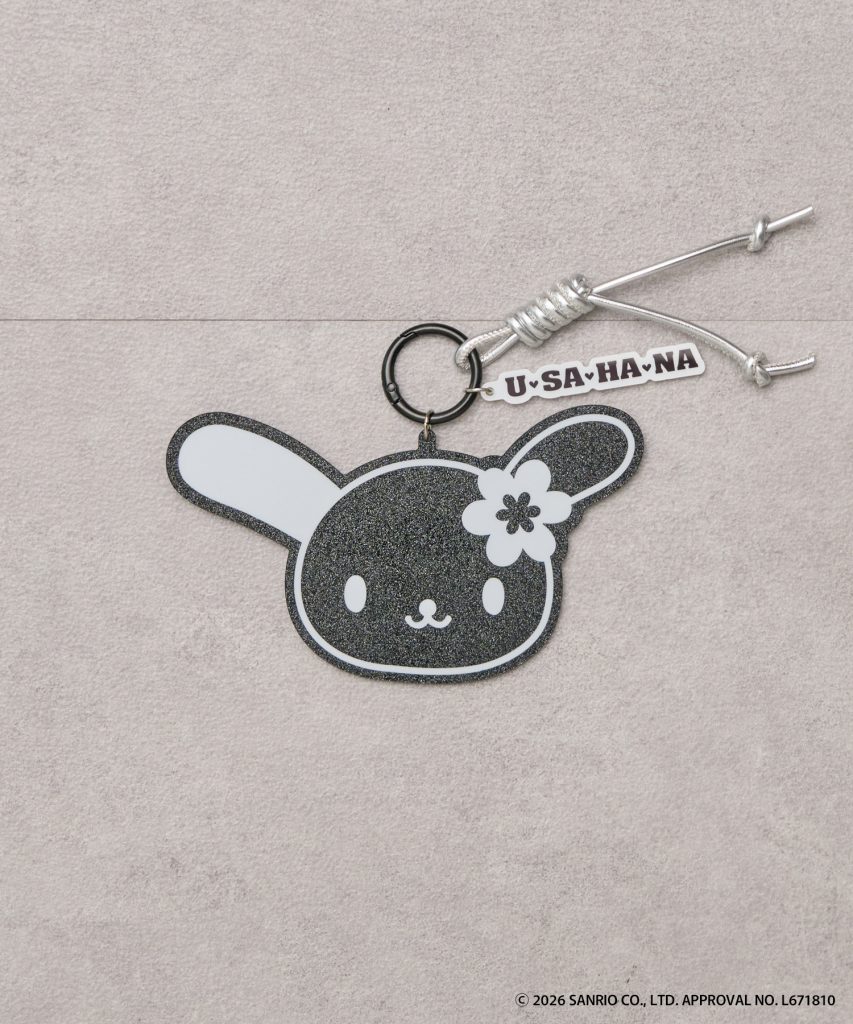 Monotone Series「ブラックウサハナビッグサイズアクキーチャーム」（2000円）
