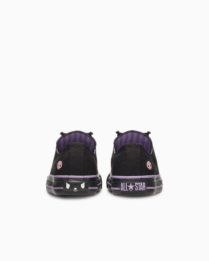 「ALL STAR OX / クロミ」（22〜26cm・1万3200円）　(C)2026 SANRIO CO., LTD. APPROVAL NO. L671619