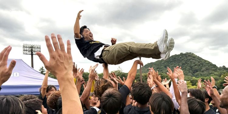 28歳、異色の経歴持つ指揮官 バサラ兵庫を頂点に導く「JFLに上がってまた胴上げ味わえるように」