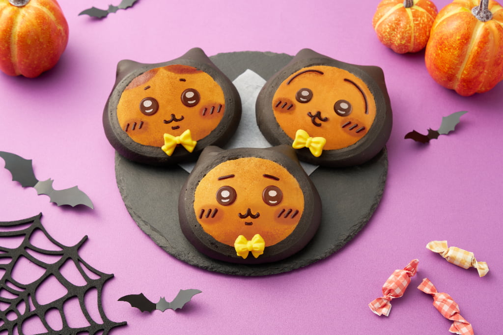 「ちいかわパン（黒猫）」（660円）、「ハチワレパン（黒猫）」（660円）、「うさぎパン（黒猫）」（660円）　(C)nagano