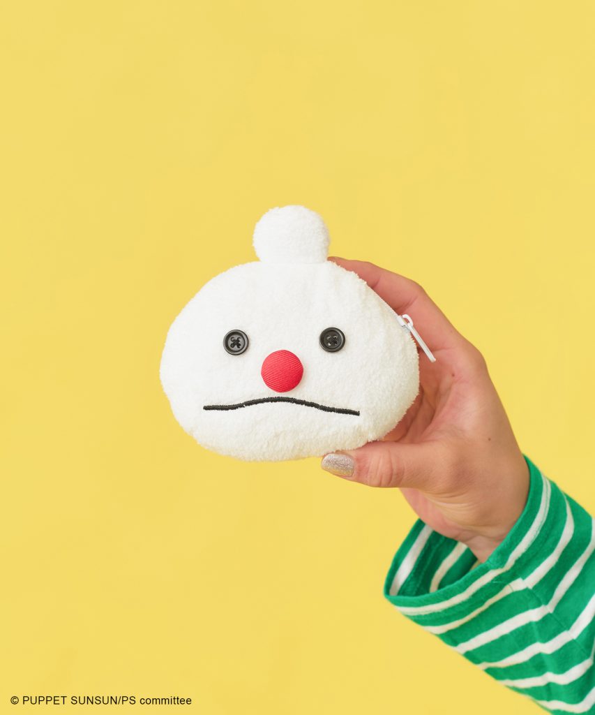 「フェイスダイカットポーチ」(3190円)