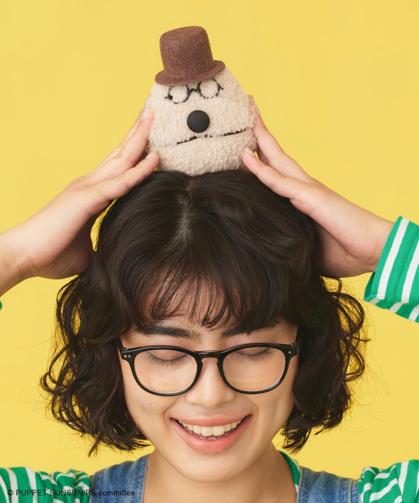 「フェイスダイカットポーチ」(3190円)