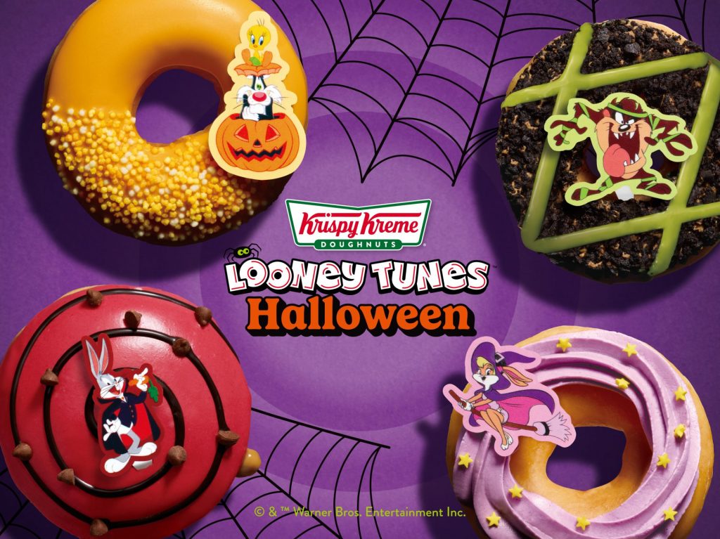 「ルーニー・テューンズ」とクリスピー・クリーム・ドーナツがコラボ　ハロウィンや秋の味覚を楽しめる新作が登場　LOONEY TUNES and all related characters and elements (C) & ™ Warner Bros. Entertainment Inc. (s26)
