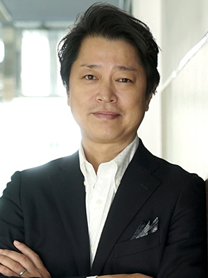 中野耕史